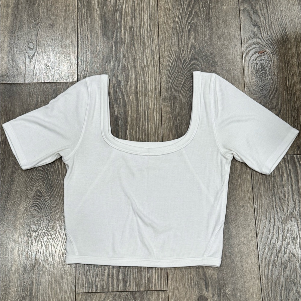 Lululemon Ribbed Held Tight Tee